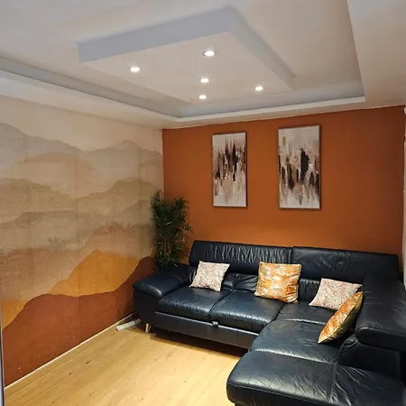 Avec Salon Et Balcon - Gare Bed & Breakfast